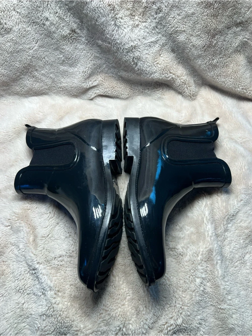 Michael Kors Chelsea rain booties size 9
